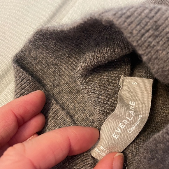 Everlane Mockneck Cashmere Sweater Sz Small - Picture 3 of 7